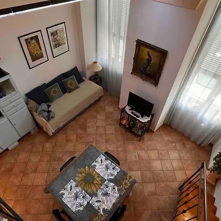 Loft In Riviera Dei Fiori Daire *