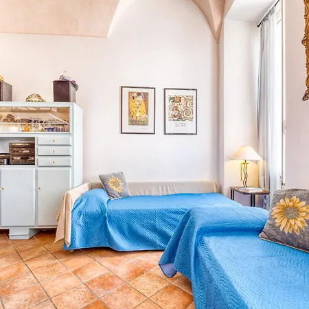 Loft In Riviera Dei Fiori * Sanremo