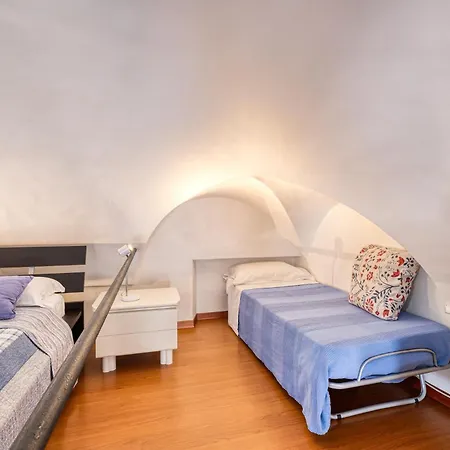 Loft In Riviera Dei Fiori Lägenhet